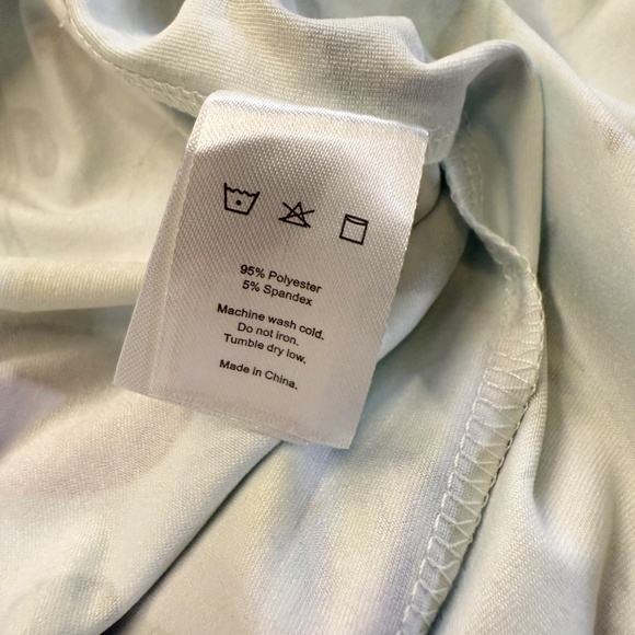 GreenSide Golf - Polo Shirt XL Llama Cactus Print Stretch Polyester Mens - NWT - Picture 7 of 7